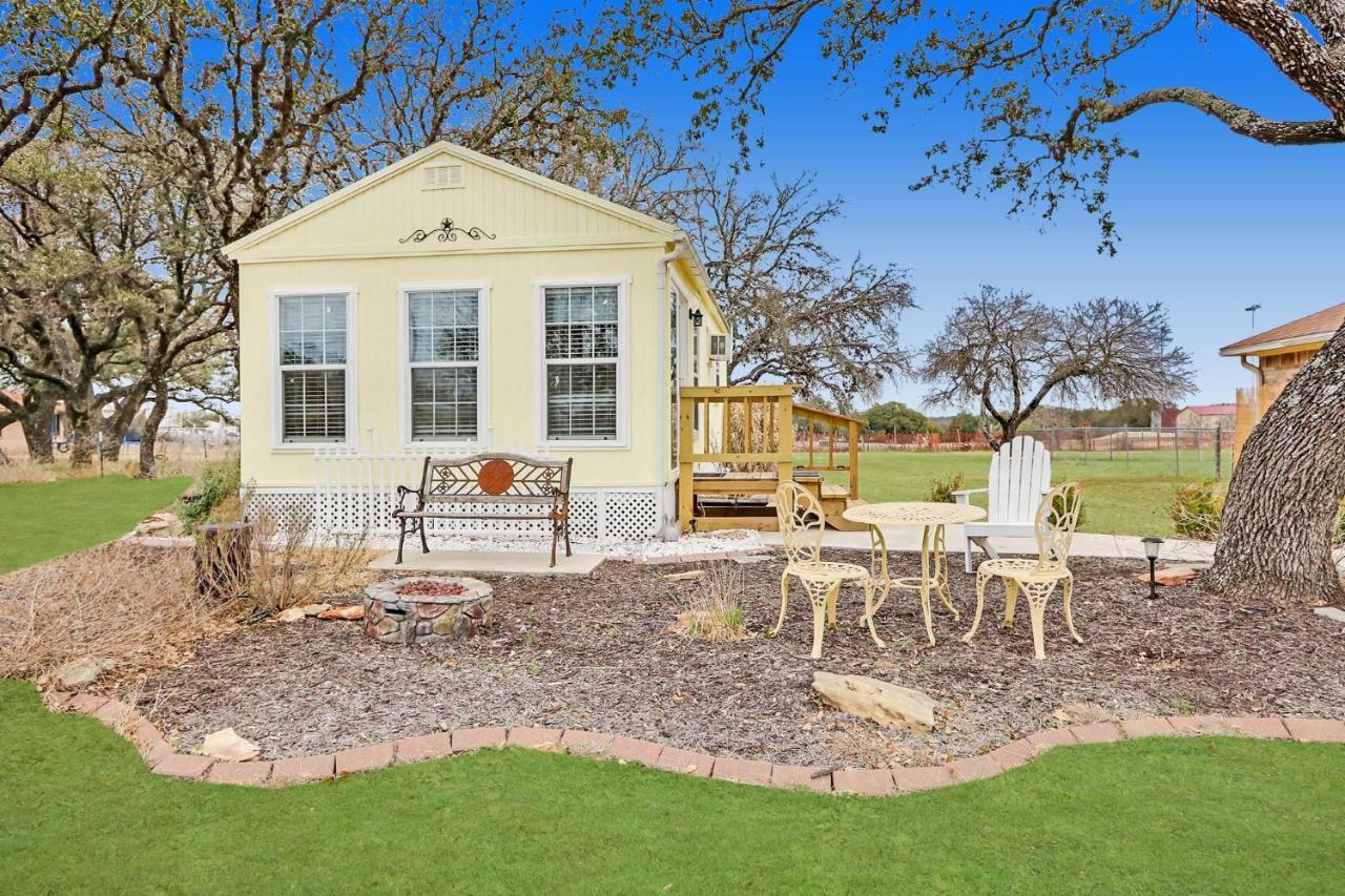 Kara'S Cottage ジョンソンシティ エクステリア 写真